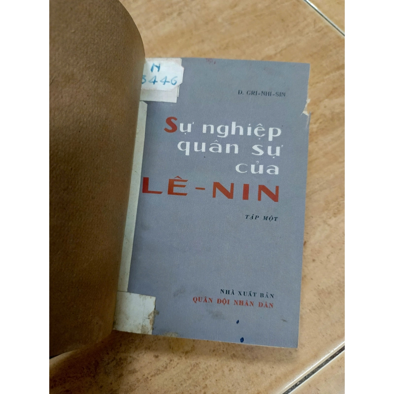 Sự nghiệp quân sự của Lenin 463885
