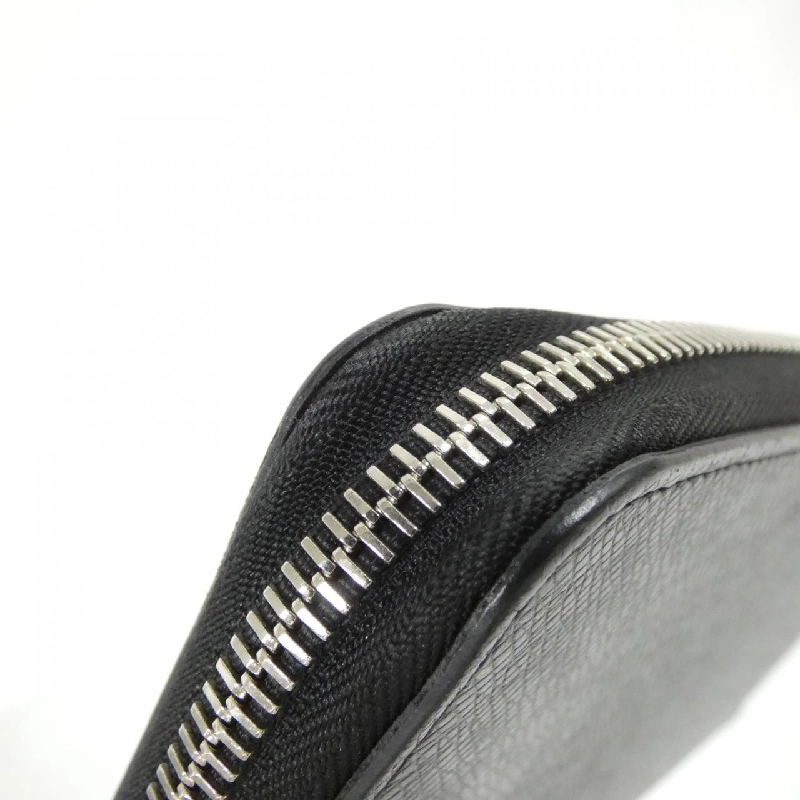 Ví Louis Vuitton Taiga Zippy Organizer M30056 621045