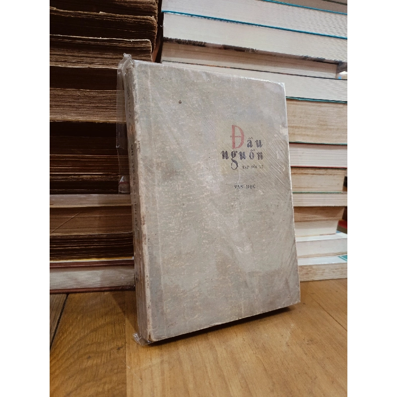 ĐẦU NGUỒN TẬP HỒI KÝ BÁC HỒ - NHIỀU TÁC GIẢ 298983