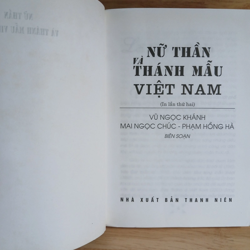 Nữ Thần Và Thánh Mẫu - Vũ Ngọc Khánh, Mai Ngọc Chúc, Phạm Hồng Hà biên soạn 443428