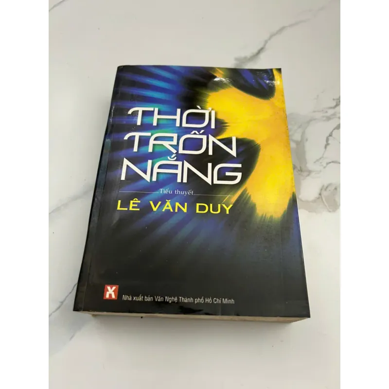 Thời Trốn Nắng – Tiểu Thuyết – Tác giả: Lê Văn Duy 601146