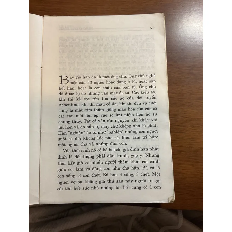 [KINH ĐIỂN] Sóng ở đáy sông - Lê Lựu 690920