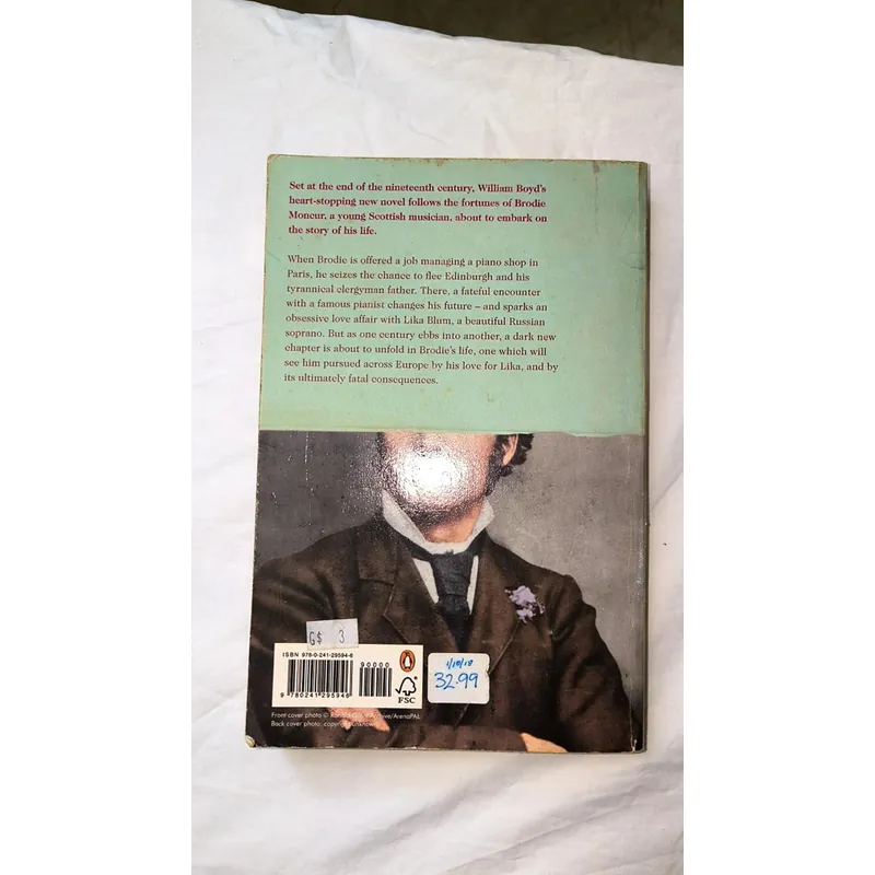 Love Is Blind by William Boyd 732821