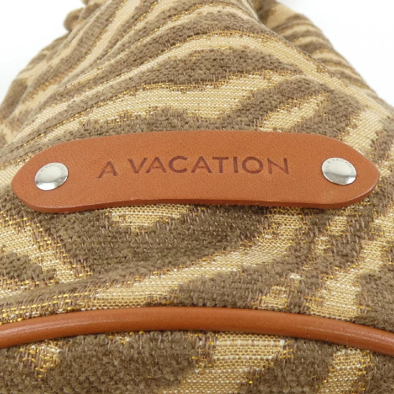 HÀNG HIỆU A VACATION BAG - Hàng hiệu Authentic 831590