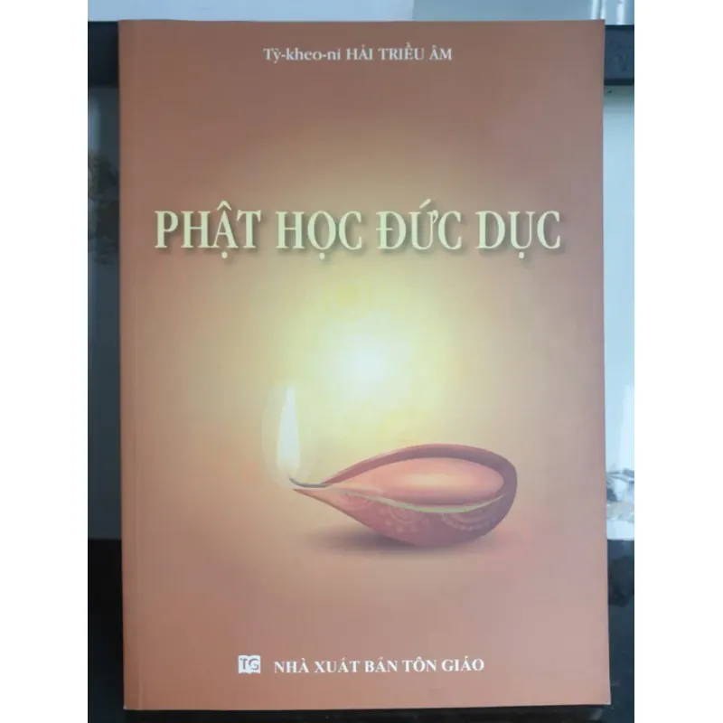 Sách Phật Học Đức Dục - Tỳ-kheo-ni Hải Triều Âm mới 90% 674348