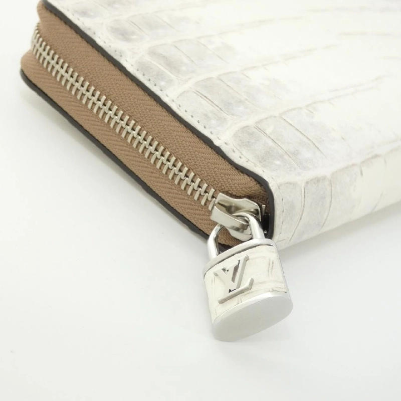 Ví Zippy da kỳ lạ Louis Vuitton 622768