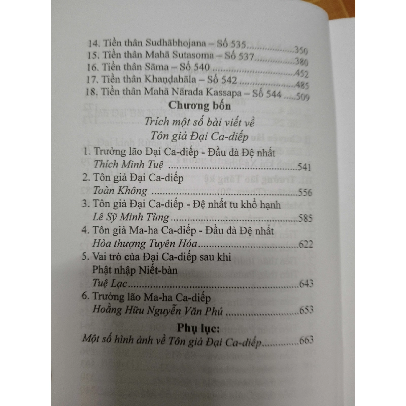 Tôn giả Đại Ca Diếp (Maha Kassapa) - 2017 - 672 trang - LỊCH SỬ - CHÍNH TRỊ - TRIẾT HỌC - SLSCTXALOIPHATSLSCTANTQ3112-172 925297