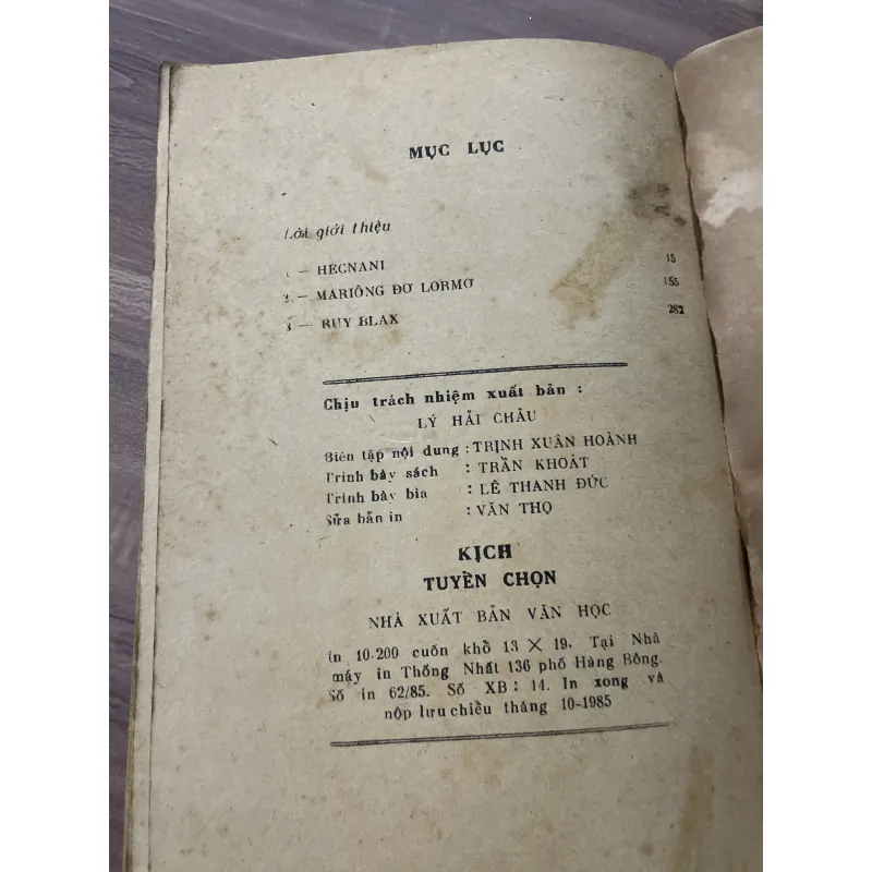 Kịch Victor Hugo  747914