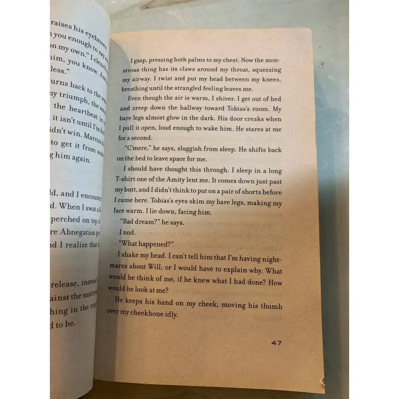 INSURGENT (NỔI LOẠN) - VERONICA ROTH 961307