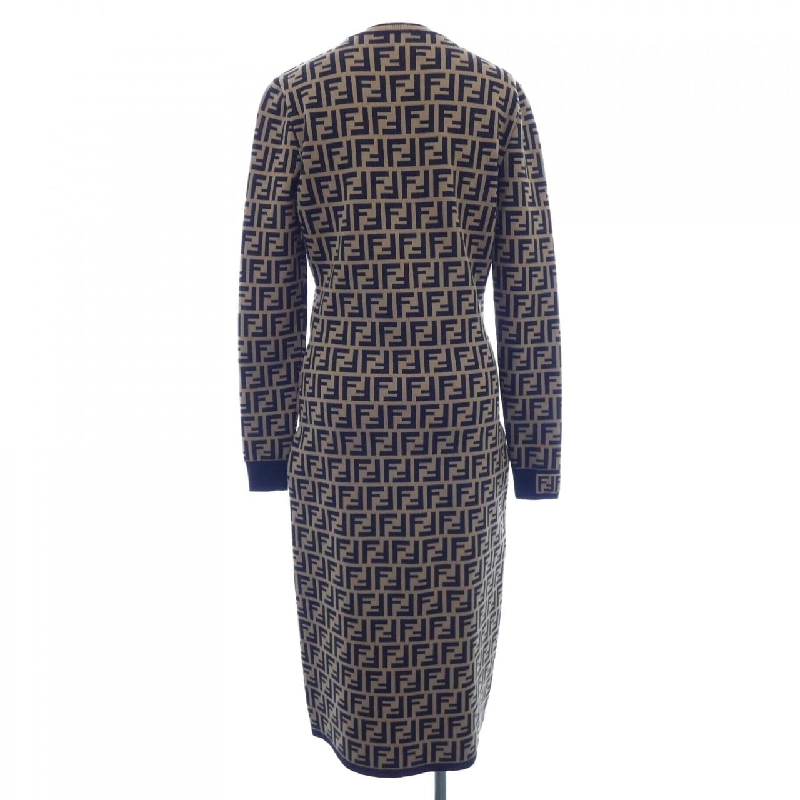 【Mã giảm giá】Đầm FENDI 649147