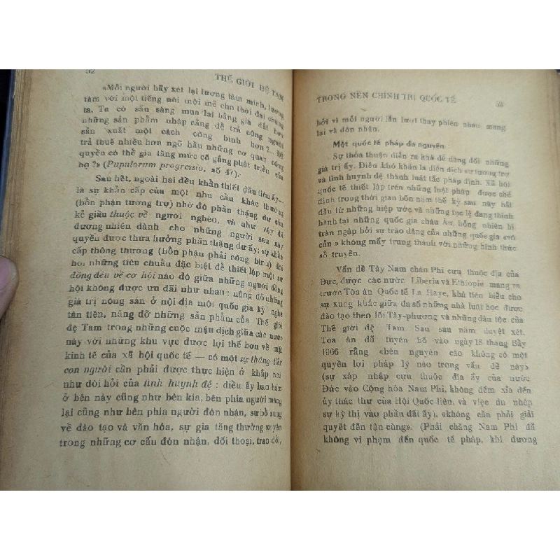 Thế giới đệ tam trong nền chính trị quốc tế - Robert Bose ( bản dịch Mai Vi Phúc ) 449396