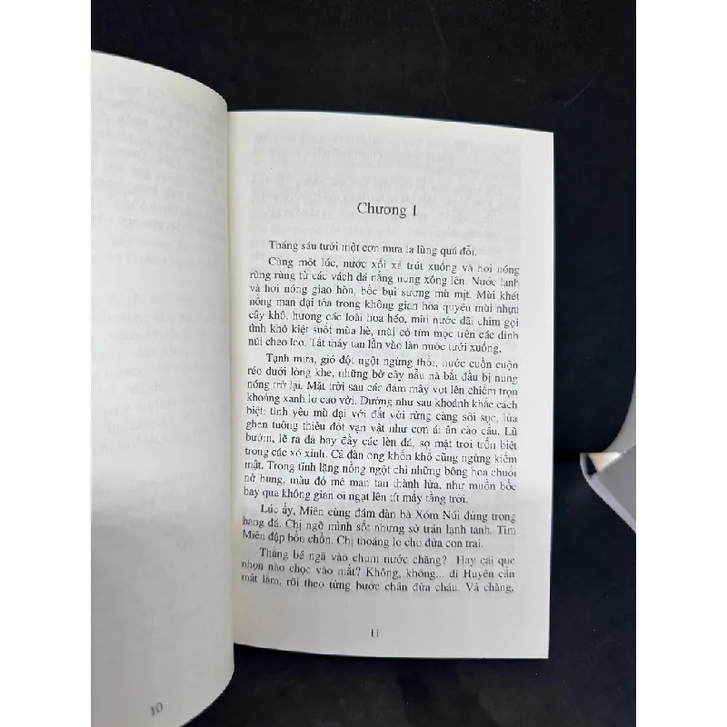 [Phiên Chợ Sách Cũ] Chốn Vắng - Dương Thu Hương 2204 435291