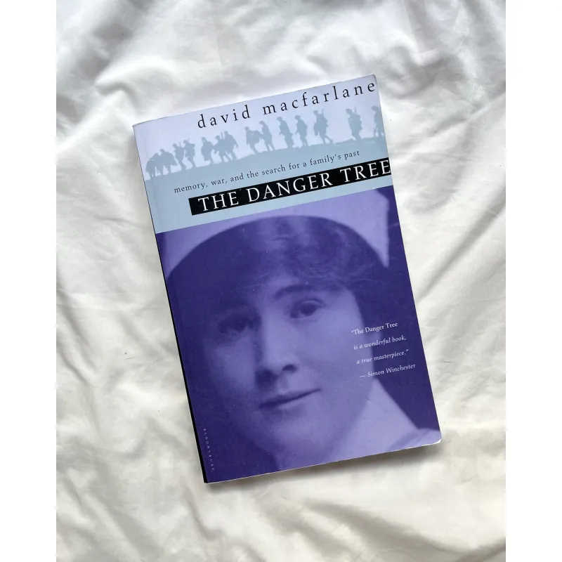 The Danger Tree: Memory, War, And The Search For A Family's Past - David Macfarlane 793002