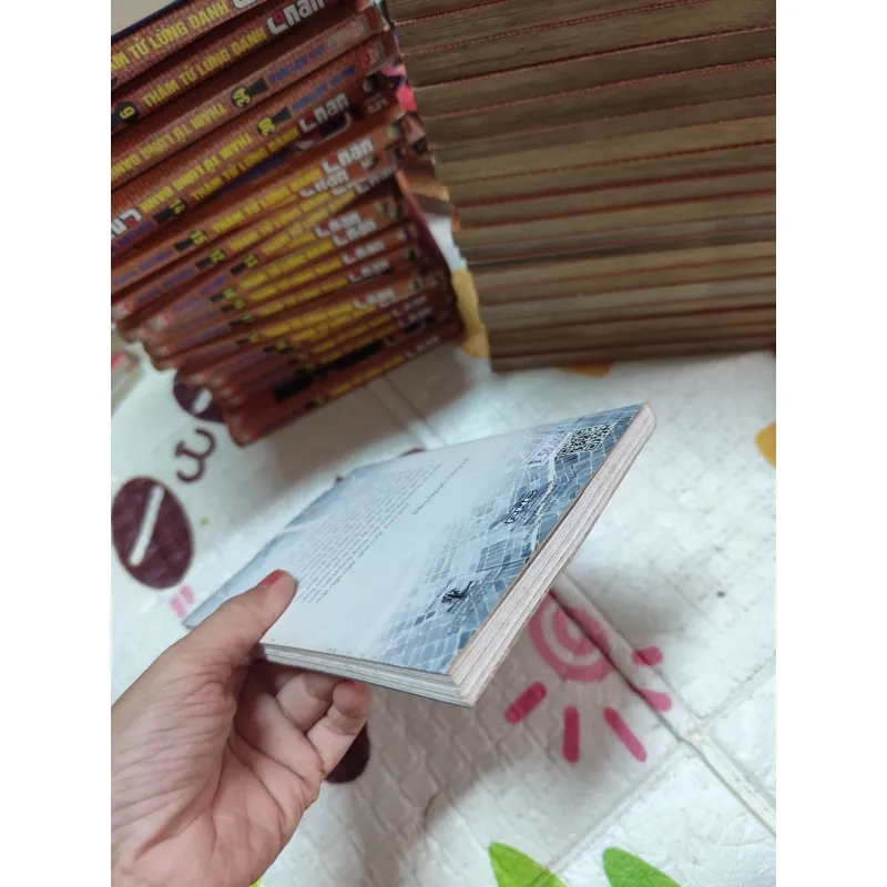 LẠC GIỮA NHÂN GIAN – ĐẶNG NGUYÊN ĐÔNG VY - k4 1019024