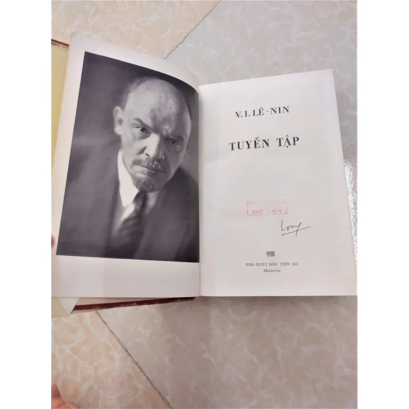 Sách: Lê Nin Tuyển tập  -  Tác giả: Lê Nin 711670