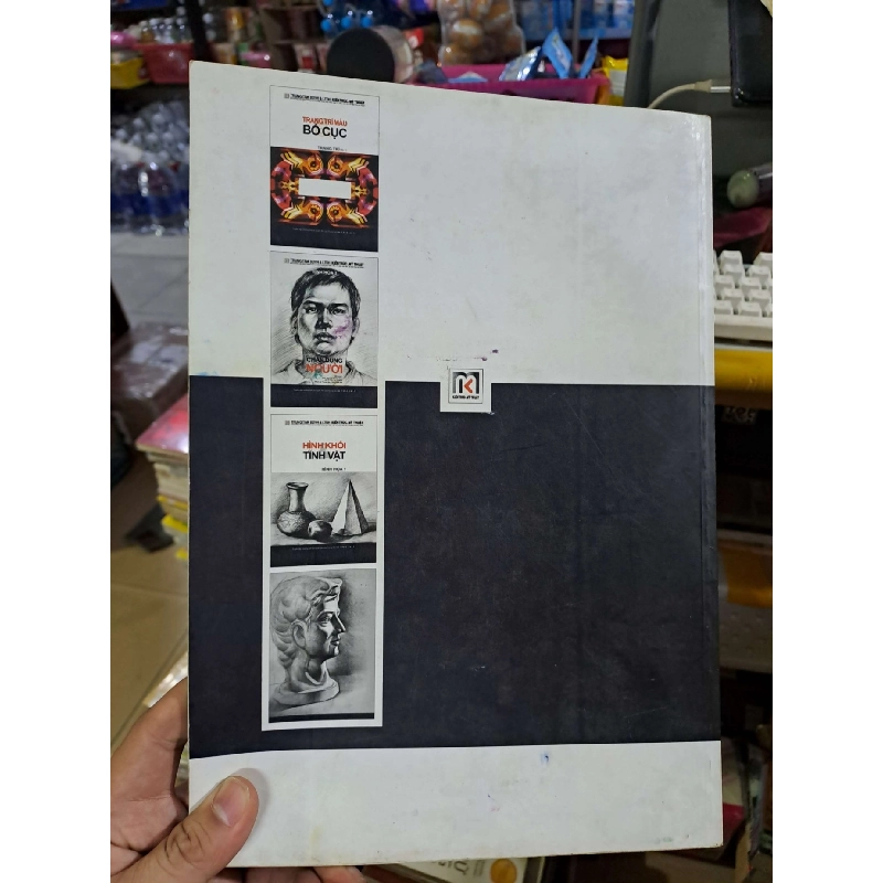 Trang trí màu bố cục trang trí tập 1 - Nguyễn Thành Nam - mới 90% sách màu - GIÁO TRÌNH, CHUYÊN MÔN - HCM0111 920661