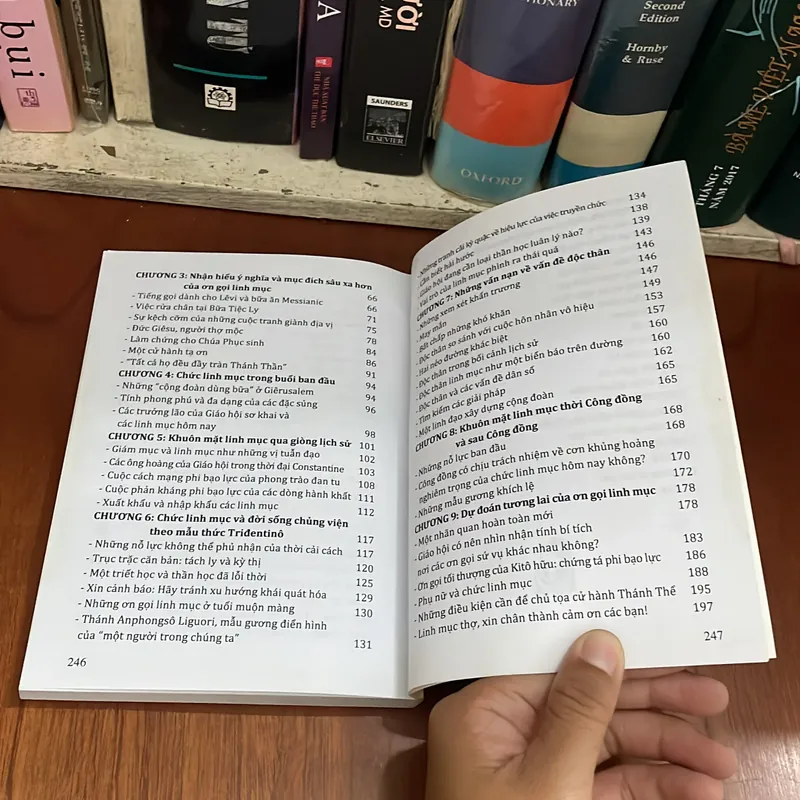 II Tựa sách: Giáo Hội Cần Loại Linh Mục Nào - BERNARD HARING - Lê Công Đức (Dịch) 562845
