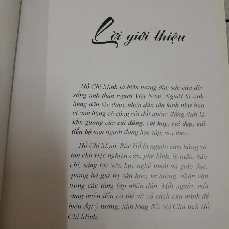 Biểu tượng HỒ CHÍ MINH trong lòng dân Nam Bộ qua việc thờ phụng. Tg. Hà T. Thanh Thủy 798804