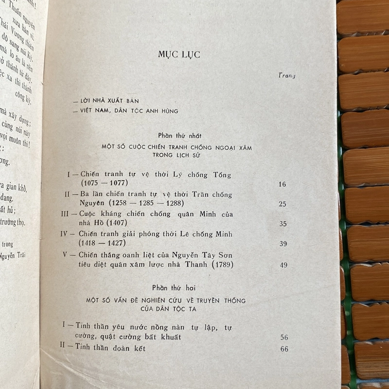 TÌM HIỂU TỔ TIÊN TA ĐÁNH GIẶC (XB 1972) 507348