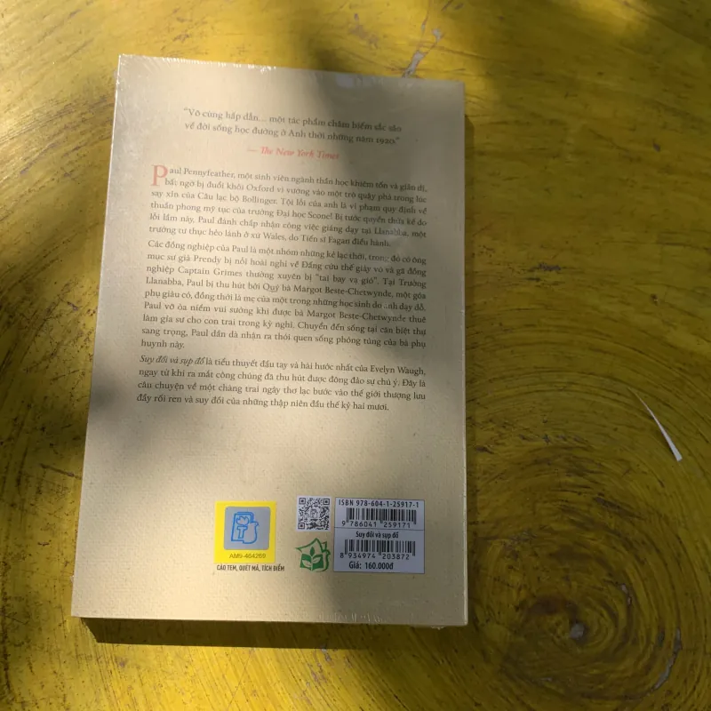 SUY ĐỒI VÀ SỤP ĐỔ- EVELYN WAUGH 782663