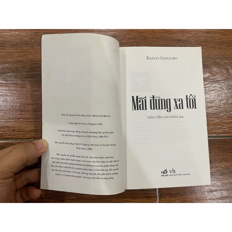 Mãi Đừng Xa Tôi - Kazuo Ishiguro (t4) 531237