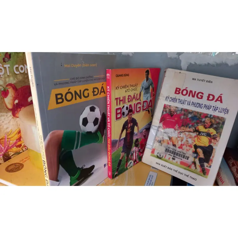 sách bóng đá 933814