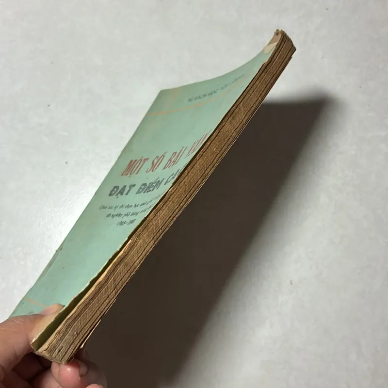 Một số bài văn đạt điểm cao THPT - 1988 796367