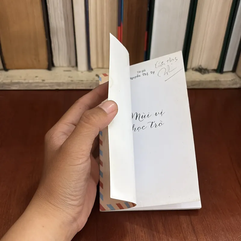 II Văn Học: Mùi Vị Học Trò (Sách Bỏ Túi) - Nguyễn Thị Tự 591161