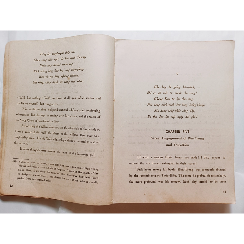 Kim Vân Kiều ( Song ngữ Anh - Việt)
English Translation by Lê Xuân Thuỷ
 517328