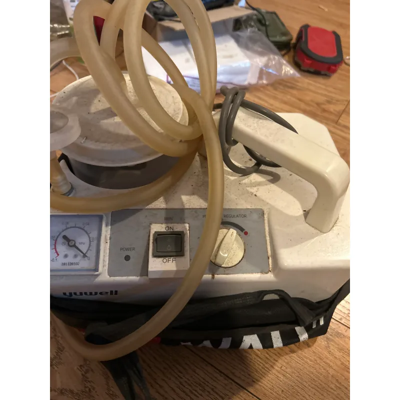 Máy tạo khí oxy Yuwell YU-650A thiết kế đơn giản, dễ sử dụng 703674