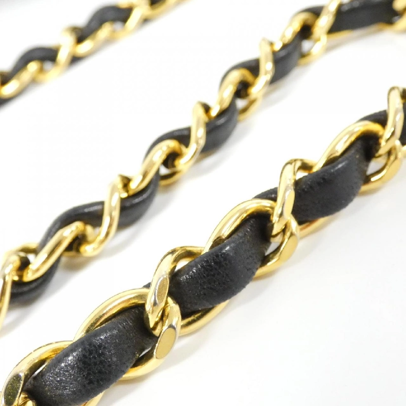 【Vintage】Túi xách chéo Chanel 01297 613856