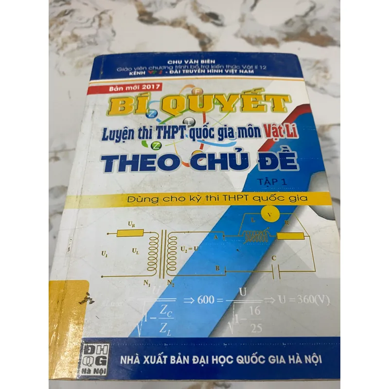 Bí quyết luyện thi THPT QG Vật Lí theo chủ đề - Tập 1 692609