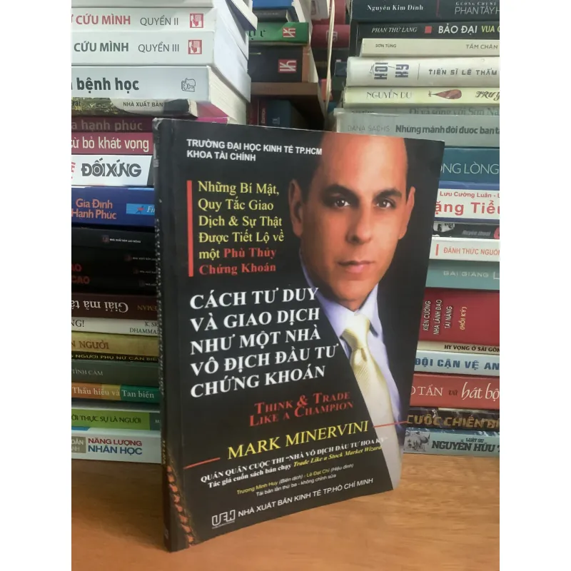 cách tư duy và giao dịch như một nhà vô địch đầu tư chứng khoán 934638