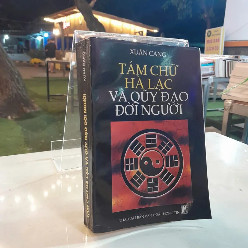 TÁM CHỮ HÀ LẠC VÀ QUỸ ĐẠO ĐỜI NGƯỜI - XUÂN CANG 790557