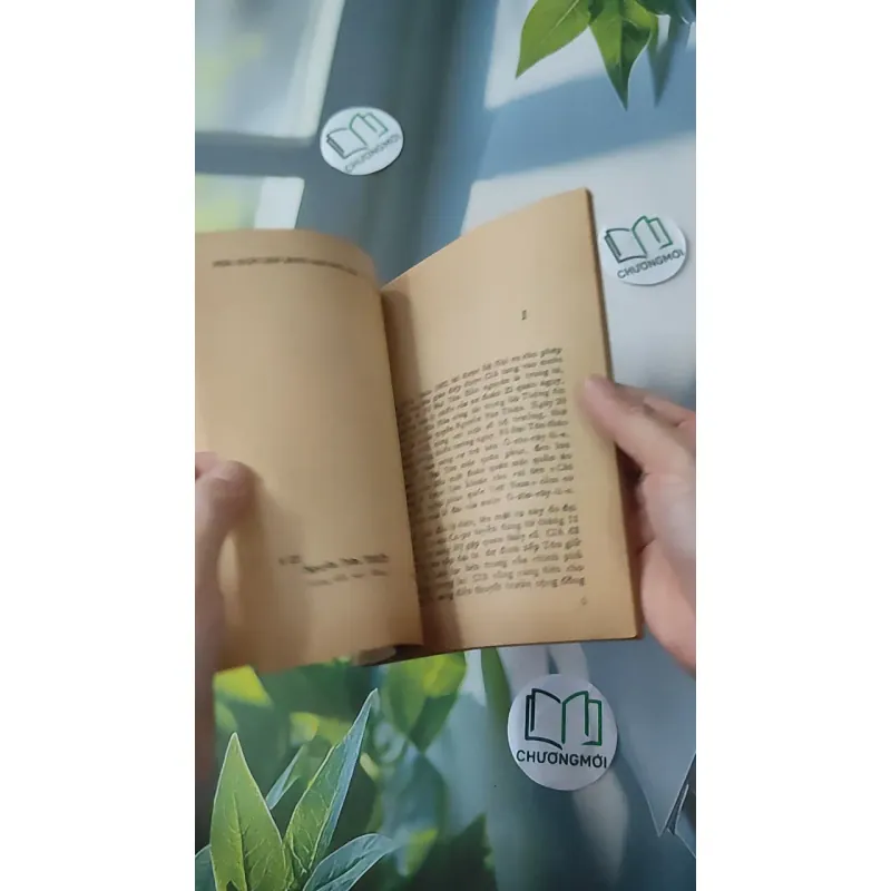 [MIỄN PHÍ BỌC SÁCH] [XƯA] Vùng Đất Sôi Động (1985) - Nguyễn Trần Thiết 997784
