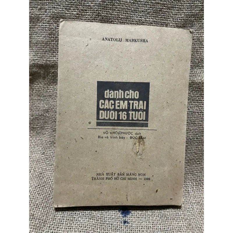 Dành cho các em trai dưới 16 tuổi - ANATOLIJ MARKUSHA 933220