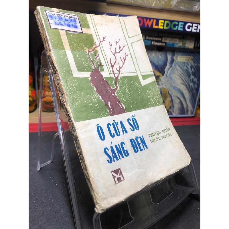 Ô Cửa Sổ Sáng Đèn mới 60% ố vầng nặng 1984 Thúy Toàn dịch HPB0906 SÁCH VĂN HỌC 451113
