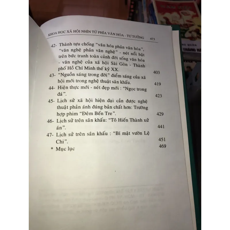 Khoa học xã hội nhìn từ phía văn hoá - tư tưởng  - Trần Trọng Đăng Đàn 937356