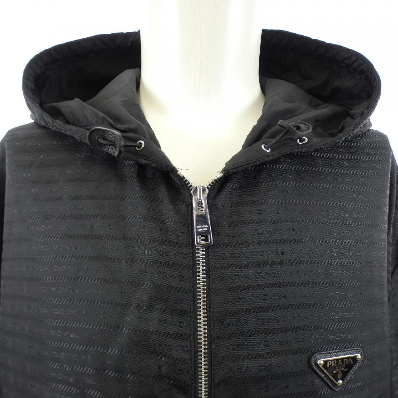 Áo khoác PRADA logo tam giác RE-NYLON SGC057 S221 11FC - Hàng hiệu Chính hãng 890212