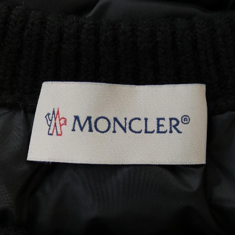 Moncler MONCLER 20939B00006 Áo khoác lông 628757