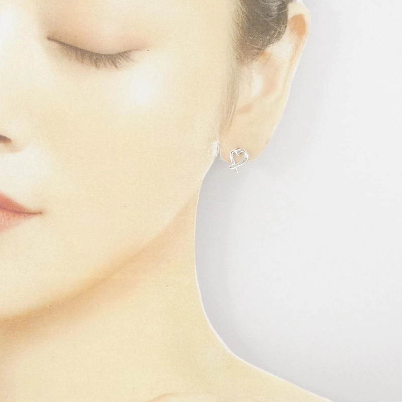 Bông tai mini Loving Heart Tiffany - Hàng hiệu Authentic 847722