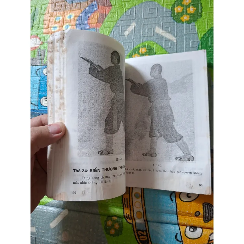 Thiếu Lâm Tự - Tiểu Hồng Quyền 1029086