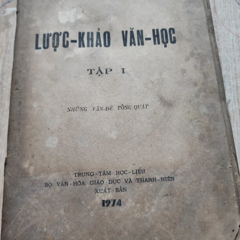 Lược khảo văn học tập I | nguyễn văn trung | 1974 | tình trạng như hình chụp  977346