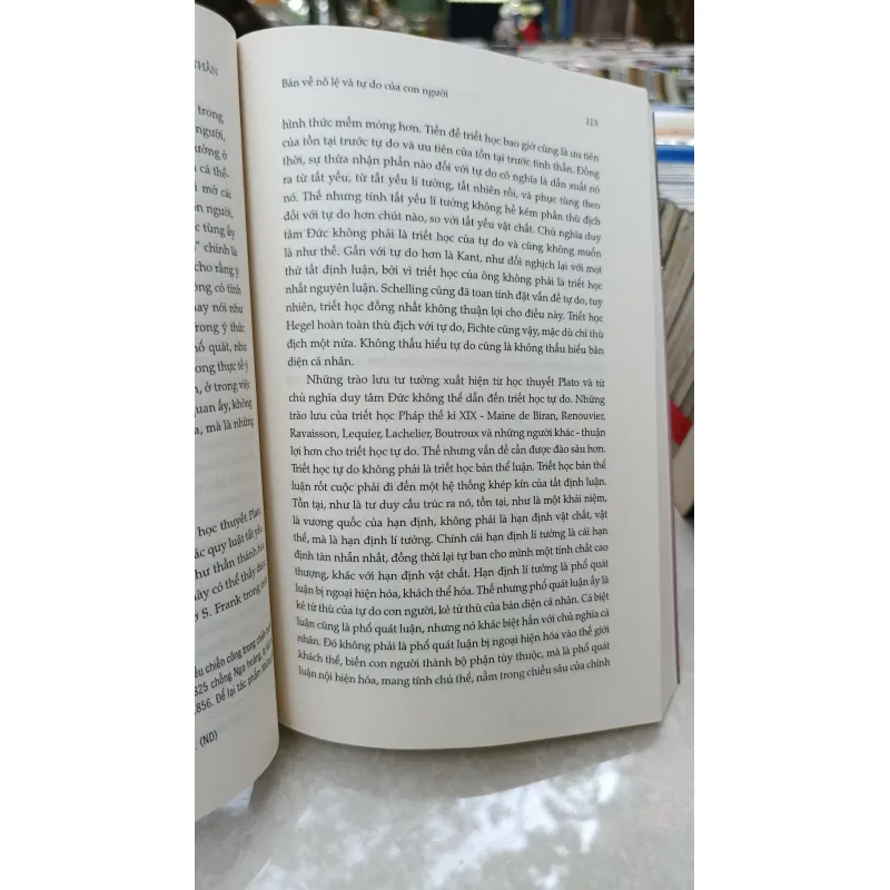 CON NGƯỜI TRONG THẾ GIỚI TINH THẦN - NGUYỄN VĂN TRỌNG 730823