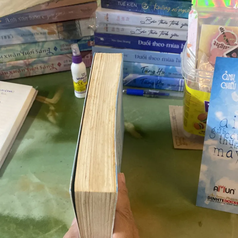 Ai gửi cánh thư vào trong mây  1006832