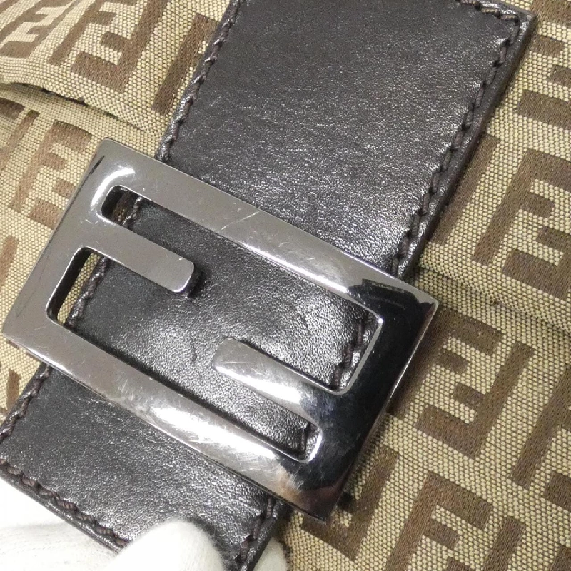 Túi đeo vai Fendi Mamma Baguette 8BR001 NY1 - Hàng hiệu Authentic 801346