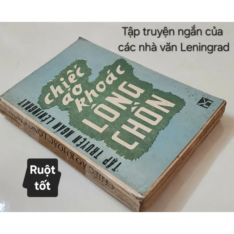 Tập truyện ngắn của các nhà văn Leningrad: Chiếc áo khoác lông chồn 711905