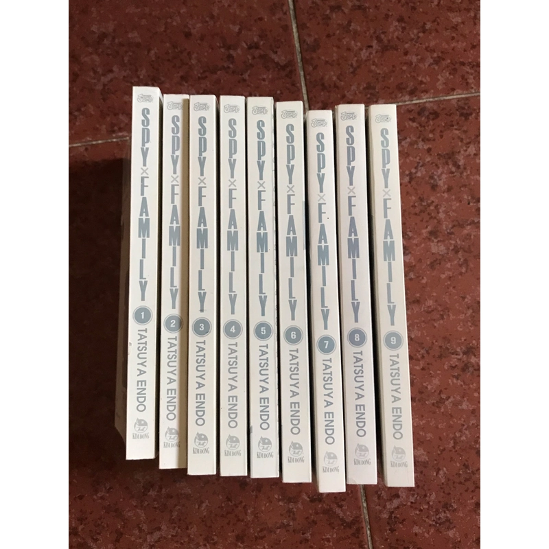 Spyxfamily trọn bộ tập 1-9 (mất bìa ngoài) 524561