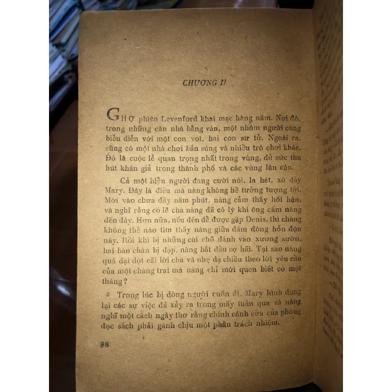  Lâu đài người bán nón - A.J. Cronin 792308