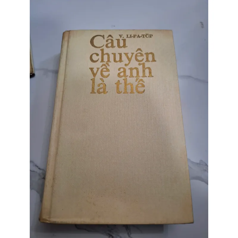 Câu chuyện về anh là thế (Сказание о директоре Прончатове) - V. Li-pa-tốp (Vil Lipatov) 604801